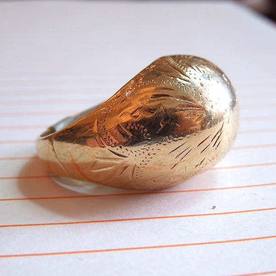 Vintage gold dome ring deals