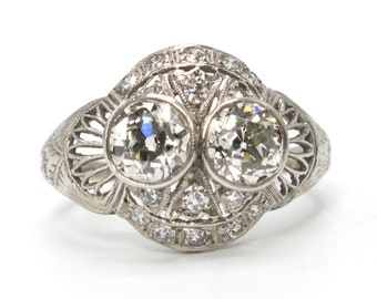 Art Deco Filigree and Old European Cut Diamond Toi et Moi / Two-Stone Ring