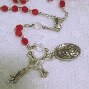 Vintage Rosary, Crystal Rosary, Red Rosary, Rosaries, Vintage Crucifix, Rosary, Vintage Religious, Prayer Beads, First Communion, R#101