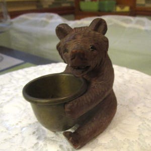 Black Forest Carving, Carved Bear, Match Holder, Toothpick Holder, Antique Carvings, Bear Figurines, Bear Carving, Wooden Sculpture