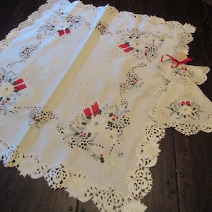 Christmas Tablecloth, Embroidered Tablecloth, Christmas Linens, Christmas Doilies, Christmas Candles, Christmas Bells, Christmas Angel