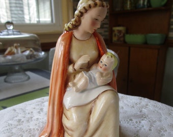Hummel Madonna, Religious Figurine, Virgin Mary, Baby Jesus, Religious Hummels, Vintage Madonna, Religious Decor, Mary Figurine