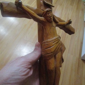 16 inch, Folk Art, Crucifix, Wall Cross, Hand Carved, Religious Decor, Wall Art, Vintage Religious, Wooden Cross, Jesus, Wooden Crucifix