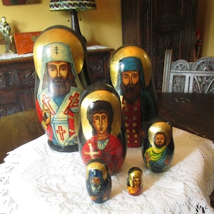 Nesting Dolls, Stacking Dolls, Russian Dolls, Wooden Dolls, Wooden Decor, Vintage Dolls, Folk Art, Folk Art Dolls, Wooden Toys, Wood Dolls