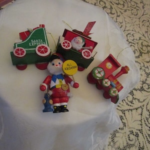 Wooden Ornaments, Christmas Train, Santa Train, Train Ornaments, Christmas Ornaments, Vintage Christmas, Wooden Christmas, Vintage Ornaments