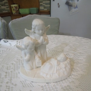 Hummel Figurine, Guardian Angels, Nativity Goebel, Angel Figurine, Vintage Hummels, Hummel Angel, Goebel Angel, Goebel Figurine, Baby Jesus