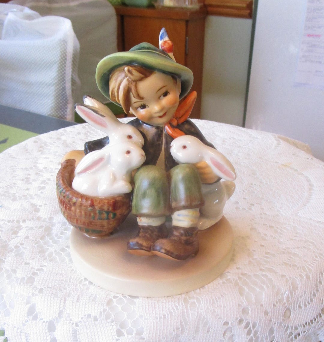 Hummel MI Hummel フィギュア ボタニスト 4 1/4インチ Hummel MI Hummel フィギュア ボタニスト 4 1/4インチ Amazon.co.jp