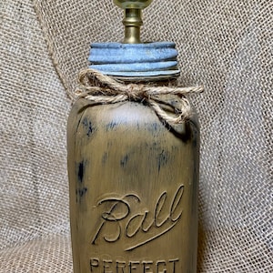 Ball Mason Jar Lamp, vintage mason jar, perfect mason table lamp, accent lamp