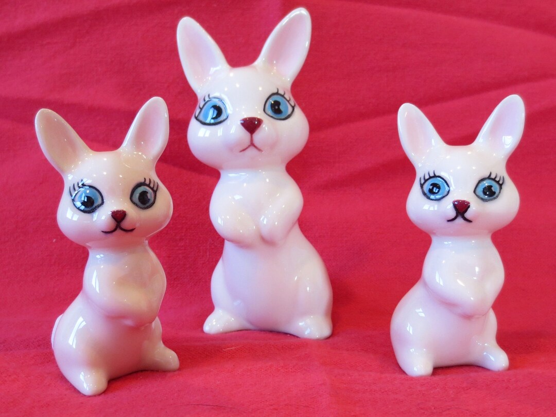3 Vintage Handpainted Ceramic Bunnies Etsy