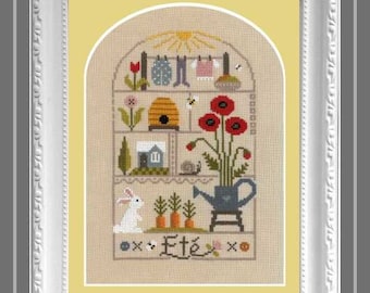 Little Moments of Summer – counted cross stitch chart with word Summer or Ete (French) at the bottom of the picture.