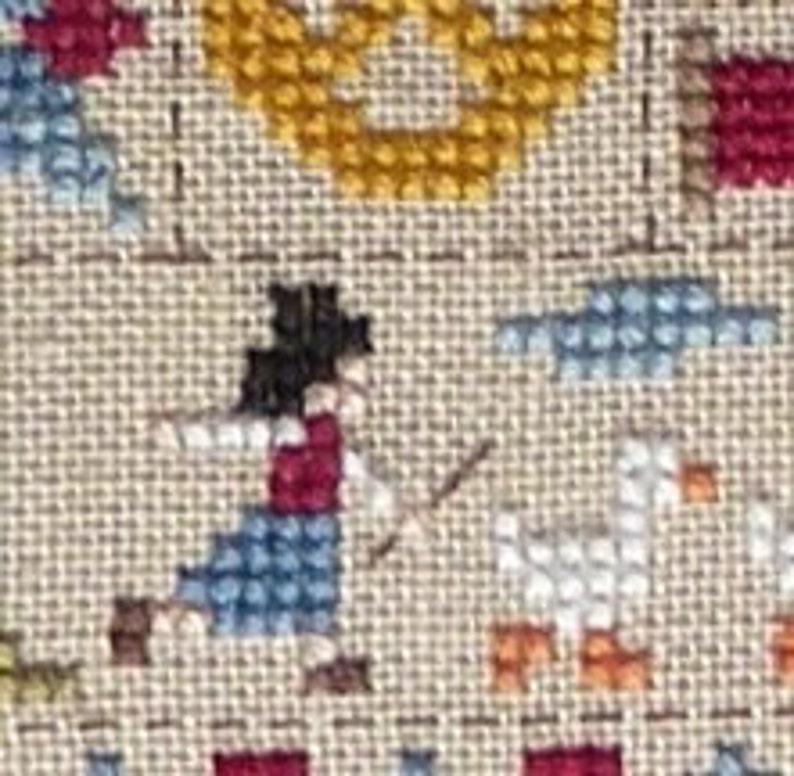 Patchwork Alsace counted cross stitch chart to work in 12 colours of DMC thread. Traditional style patchwork and Alsace motifs. image 3