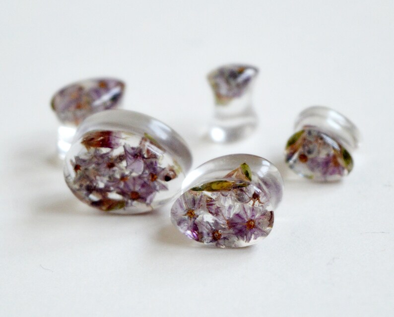 real red flowers plugs Teardrop plugs Tear Drop gauges dropshaped plugs tunnels double flare wedding plug resin plugs Teardrop bridal plugs