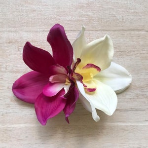 Pinza para el pelo con orquídea y doble flor grande, disfraz de sirena hippie, pin-up, chica surfista, boda en la playa tropical, luau hawaiano, festival de música Tiki