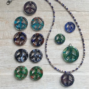 Signe de paix collier perle de rocaille verre rétro bijoux hippie costume festival de musique surfeur fille anniversaire faveur boho personnalisé bff cadeau