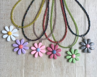Daisy Flower Power Necklace Seed Bead Boho Hippie Chick Rock Concert Music Fest Love Retro Summer Preteen Teen Adult BFF Best Friend Gift