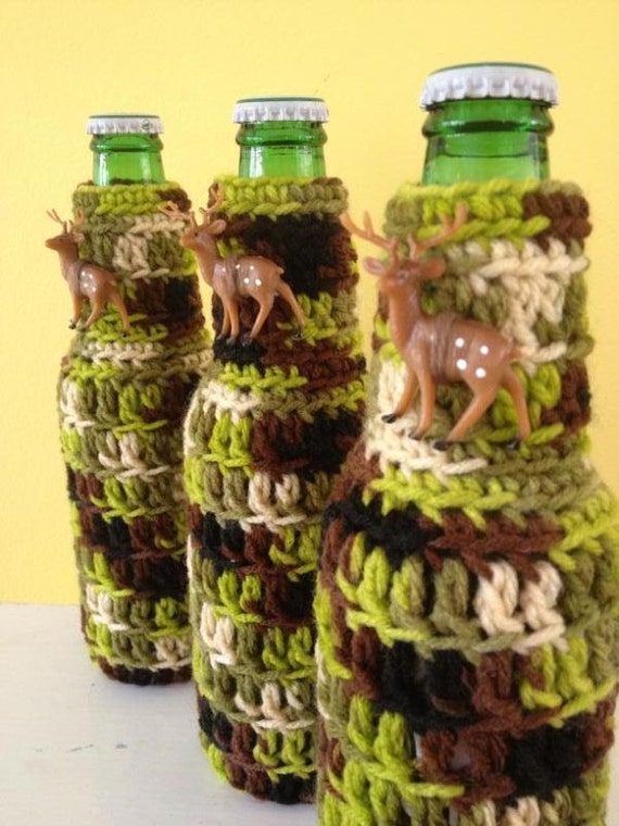 Camo Beer Bottle Cover Ugly Christmas Tacky Sweater Party Favor Drink Holder Deer Camp Outdoor Mountain Hunter Man Cave White Elephant Gift