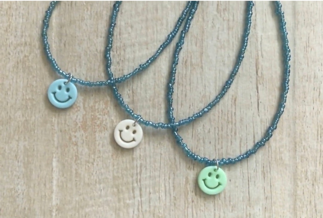 ●VVV● Summer Mix Smile Beads Necklace 23SSNK077MXF Summer Mix Smile Beads Necklace - VVV | 60% - Asian Fashion