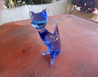 Vintage blown glass miniature cat, blown glass figurine, Murano glass cat, nursery decor, cat lovers, blue miniature (vit)