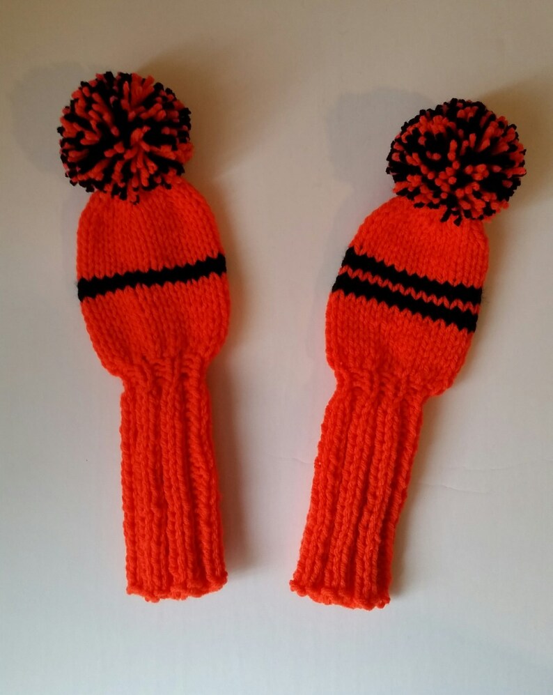 Sale 2 Retro Golf Club Head Covers Pom Poms Custom Hand Knit New Orange Black 9 For Putter Iron Hybrid Woods Fairway Golf Clubs Gift