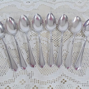 Vintage Tudor Plate Set of 8 Spoons, Oneida Community, Art Deco Flatware, MCM Tableware