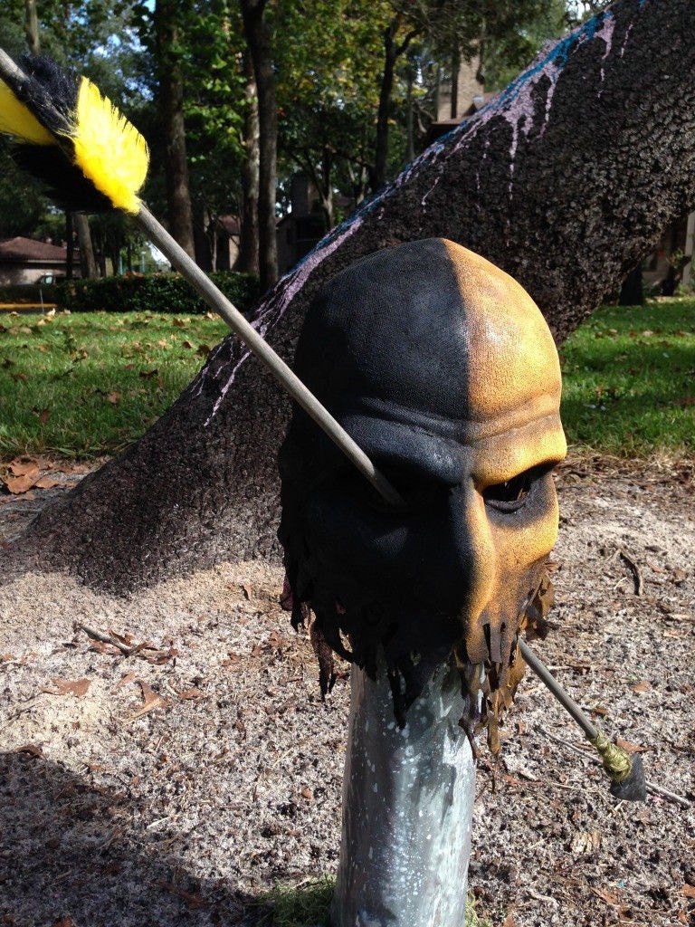 Wolfram Creative Deathstroke Arrow Slade Wilson Talisman Prop - Etsy