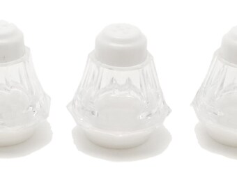 12 plastic reusable miniature salt or pepper shakers transparent with white top and bottom