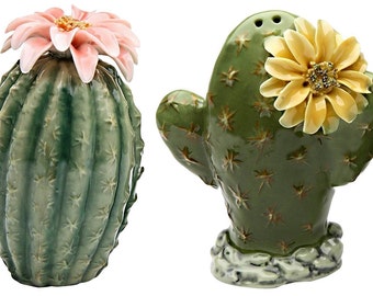 Pair of Cactus Flowers Salt and Pepper Shakers - 20893