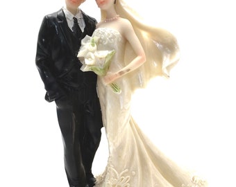 Bride and Groom Wedding Cake Top Couple