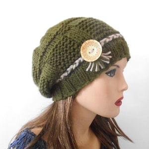 Olive Green Chunky Wool Hat. Slouchy Hat. Hand Knit Hat. Winter Women Hat.