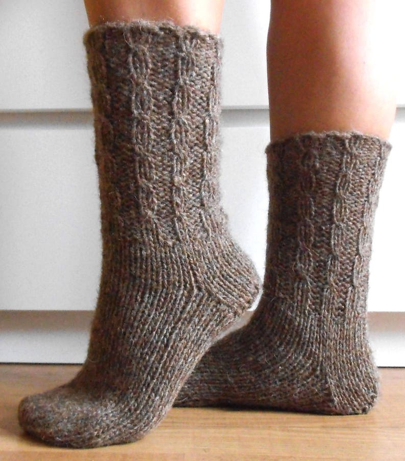 Men/'s Wool Socks In Color Coffee with Milk Pure Sheep Wool Yarn Hand Knitted Wool Socks. Soft and Comfy