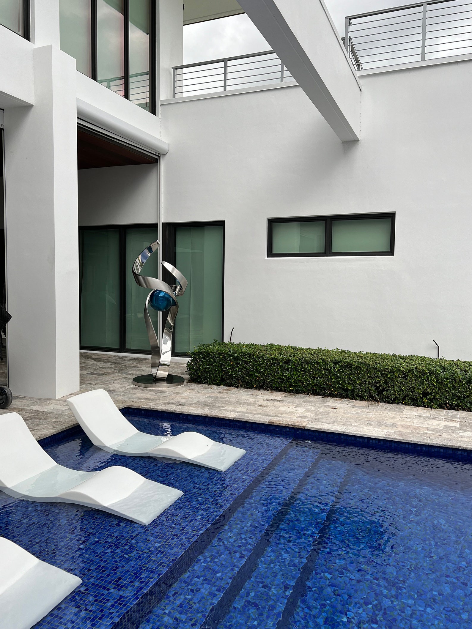 Large Abstract Statues Large Abstract Sculpture, Garden Statue, High Polished Stainless Steel ...