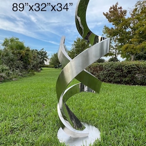 High Polished Modern Sculpture, Handcrafted Garden Artwork, Stainless Steel Statue (Intertwine)
