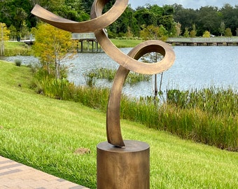 Doodles brass outdoor indoors yard sculpture, minimal fine art)