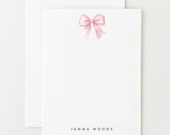 Papeterie avec noeud, cadeau personnalisé coquette preppy, lot de 12 cartes de correspondance roses aquarelles
