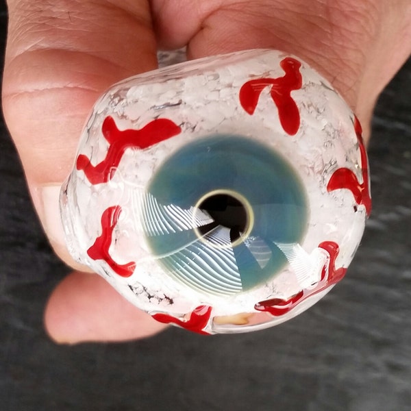 GLASS PIPES Eyeball Collectable Tobacco Pipe