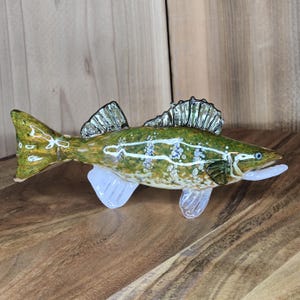 Walleye Collectable Glass Tobacco Pipe