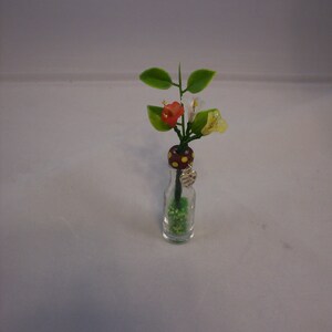 Small Hand beaded Flower Pin