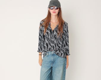 Blusa abstracta en blanco y negro, estilo vintage de los 90, con estampado geométrico, botones, minimalista, monocromática, Y2K, tallas L y XL.