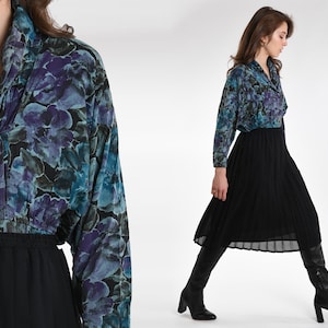 80s Blue Floral Blouse Vintage Purple Button Up Boho Butterfly Ruffled 1980s Romantic Shawl Neck Preppy Flower Print Boehemian Shirt M L