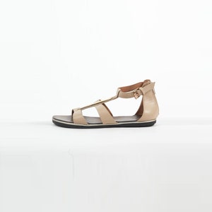 90s Gladiator Sandals 19Vintage 90s Beige Leather Flats Strappy Sandals Gold Boho Round Toe Summer Zipped Up Shoes Size EU 37 US 6 5
