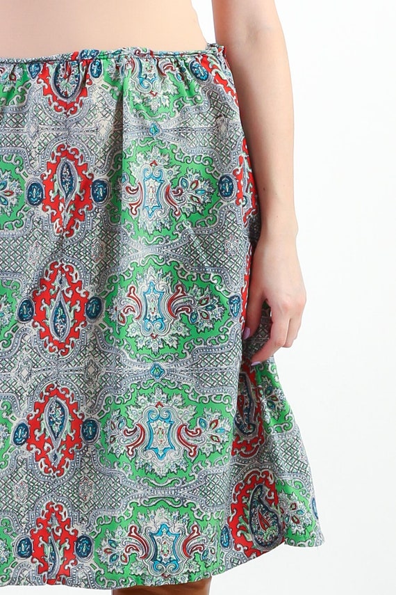 1960s Green Paisley Print Apron Skirt – Vintage 6… - image 5