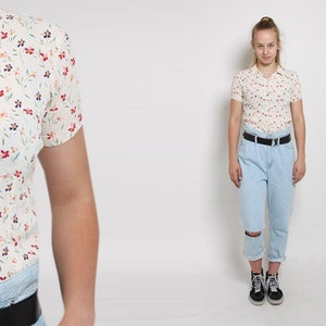 Ditsy Floral Blouse 70s Button up Shirt Short Sleeve Collared Flower Print Top Seventies Boho Hippie Retro Preppy Collar Vintage 1970s XS S
