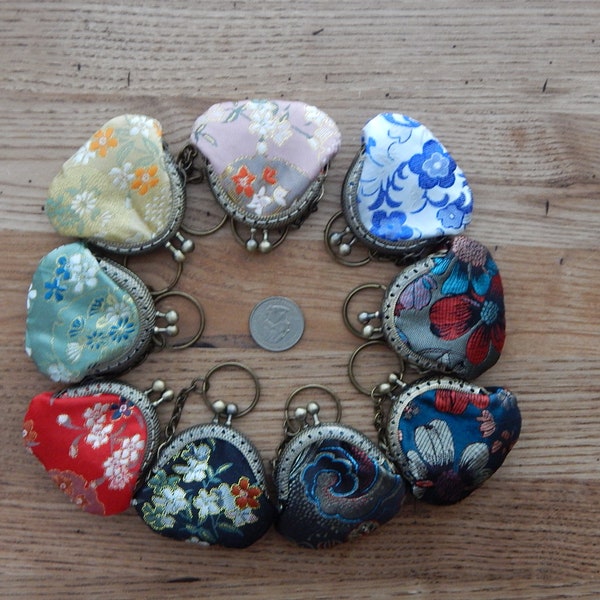 Embroidery Mini Coin Purse with KeyChain Kiss Lock