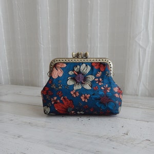 Dark Green Embroidery Silk Floral Wallet Card Holder Coin Purse with Butterfly Bow Kiss Clasp image 1