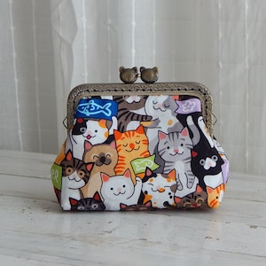 Cute Cats Wallet Card Holder Coin Purse with Cat Face Kiss Clasp