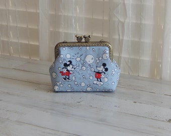 Disney Micky and Minnie Mouse Blow the Bubble Design Wallet Card Holder Coin Purse with Kiss Lock