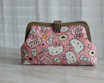hello kitty clutch purse