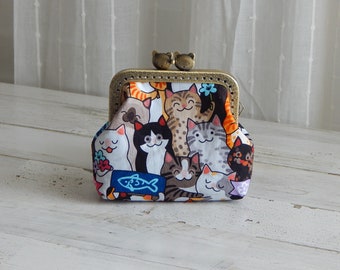 Cats Coin Purse: Bronze Kiss Clasp Wallet