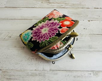 Japanese Style Floral Design Double Coin Purse Wallet Card Holder with Kiss Clasp