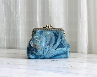 Blue Embroidery Floral Coin Purse: Double Kiss Clasp Wallet